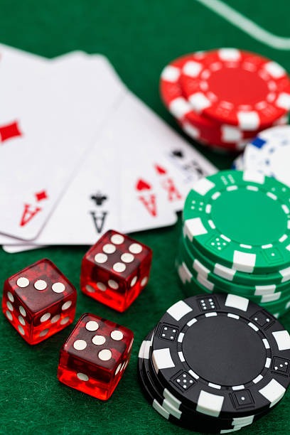 Card arrangement strategy for Mega Sevens